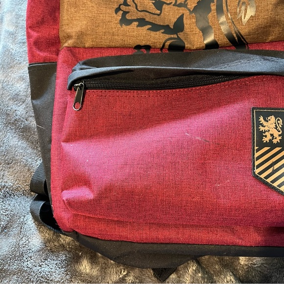 Harry Potter Gryffindor Maroon Backpack Book Bag - Picture 3 of 7